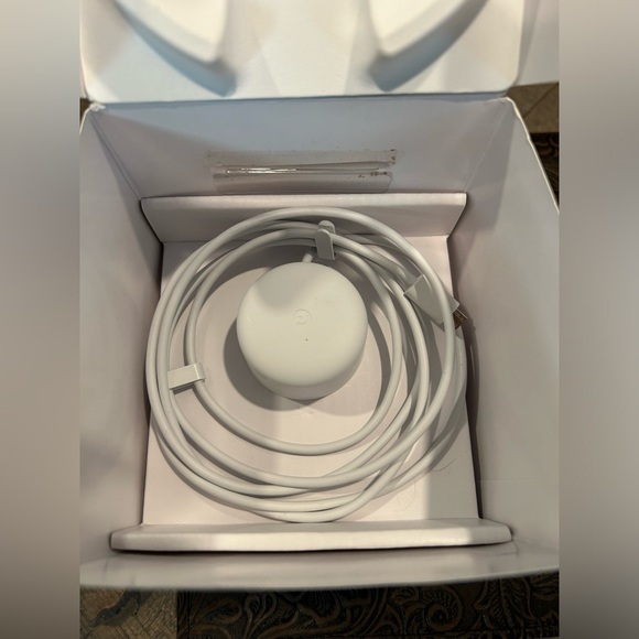 NWT Google Home Mini - Picture 9 of 10